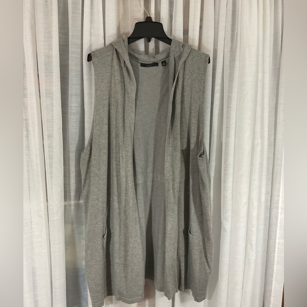 Cyrus Woman knit hooded sweater vest